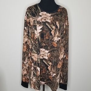 Large LuLaRoe Hudson Tee